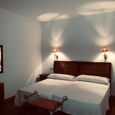 Guest house Casa Rural La Valerosa Las Navas de la Concepcion